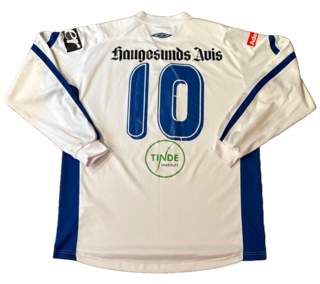 Hjemme back