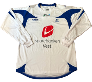 Hjemme front
