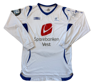 Hjemme front