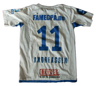 Hjemme back